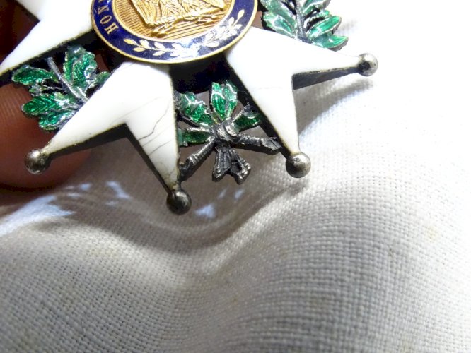 -ANCIENNE MEDAILLE LEGION D'HONNEUR NAPOLEON III SECOND EMPIRE