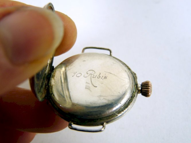Ancienne montre à bracelet argent massif & or gravé & guilloché 10 rubis poinçon