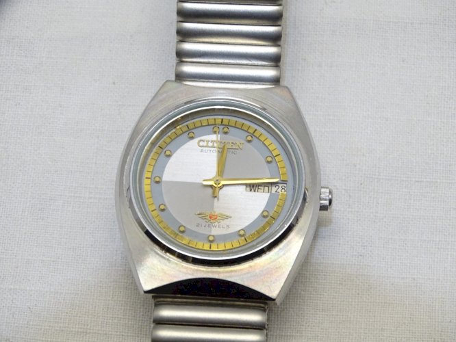 -ANCIENNE MONTRE BRACELET CITIZEN MECANIQUE AUTOMATIQUE COLLECTION