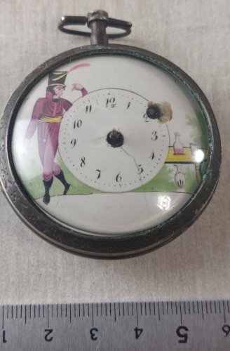Ancienne montre gousset au coq, décor émail peint, en argent, 18ème