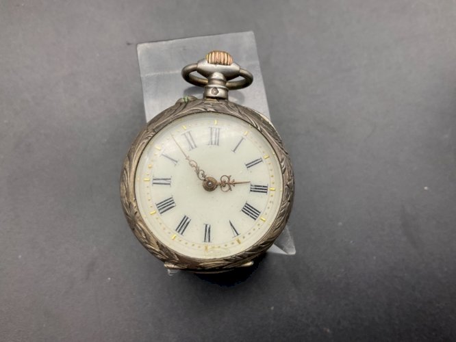 Ancienne Montre Gousset châtelaine ARGENT .