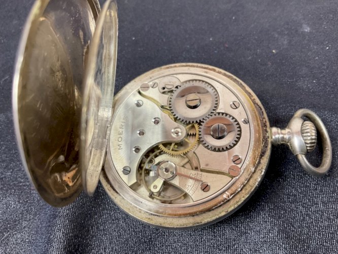 ancienne montre gousset MOERIS Argent hors concours