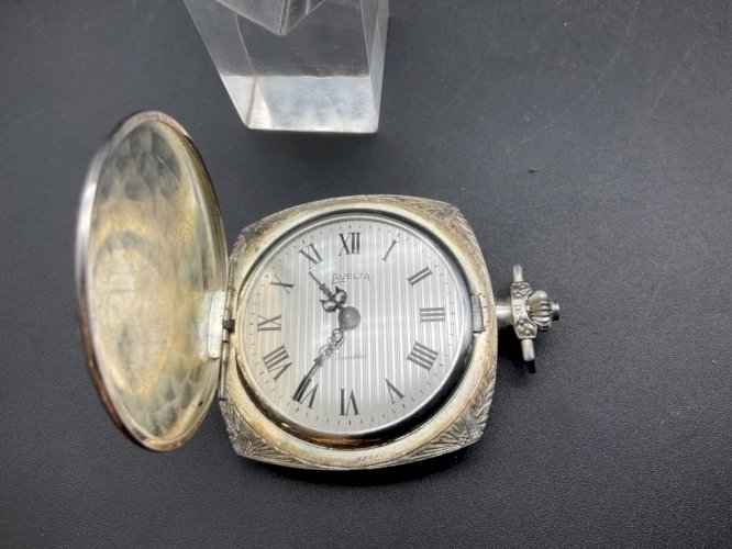 Ancienne Montre Gousset régulateur AVELTA .