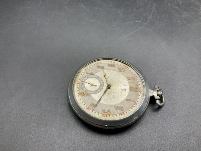 Ancienne Montre Gousset régulateur chronomètre LIP .