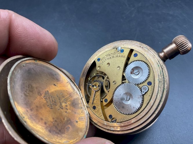 Ancienne Montre Gousset régulateur chronomètre WALTHAM MASS .