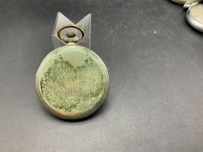 Ancienne Montre Gousset régulateur DOMINA .