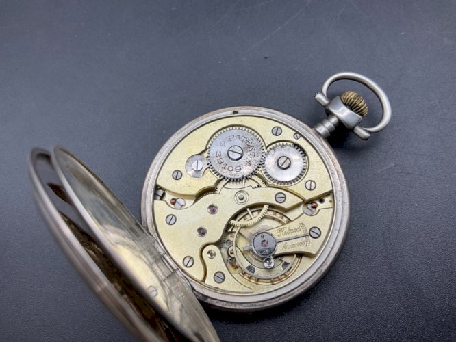 Ancienne Montre Gousset régulateur en argent .