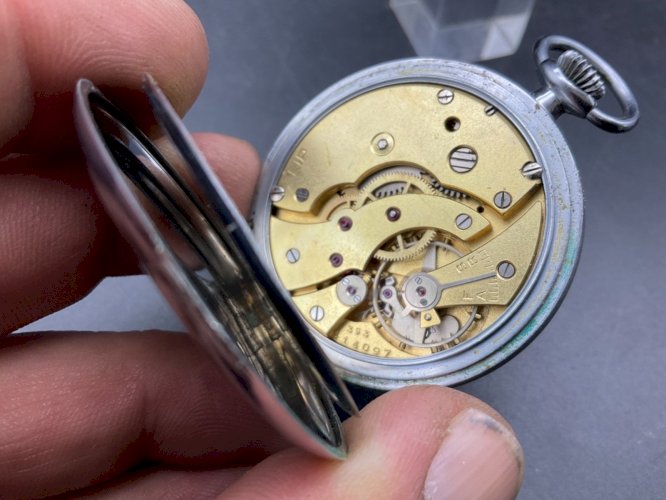 Ancienne Montre Gousset régulateur LIP .