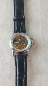 Ancienne montre mécanique automatique, Souris d'or