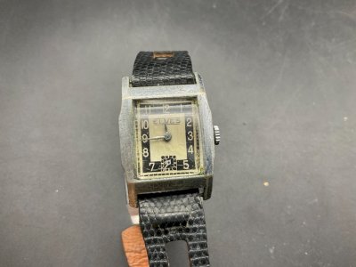 ANTIQUE MECHANICAL WATCH ELVES ART DECO TANKS.