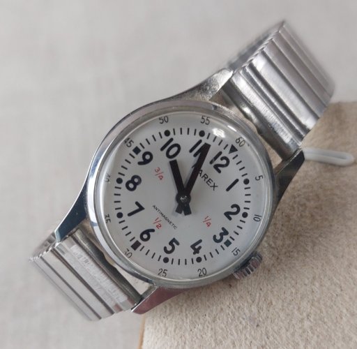 Ancienne montre mécanique, Karex ^