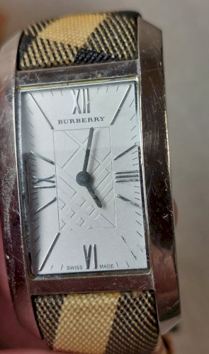 Ancienne montre Quartz, Burberry BU1076 ^
