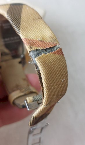 Ancienne montre Quartz, Burberry BU1076 ^