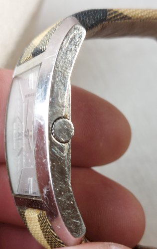 Ancienne montre Quartz, Burberry BU1076 ^