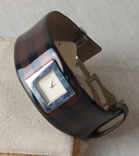 Ancienne montre Quartz, Burberry BU4002 ^