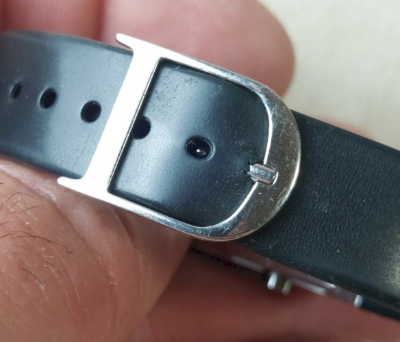 Ancienne montre Quartz, Christian Dior D102-100 ^