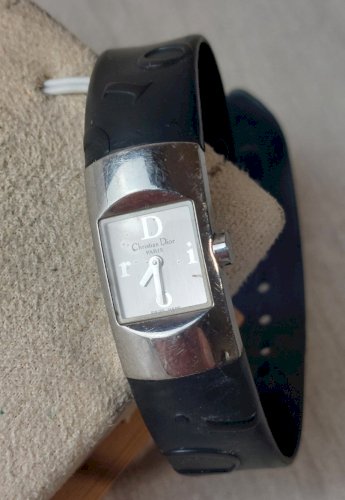 Ancienne montre Quartz, Christian Dior D102-100 ^