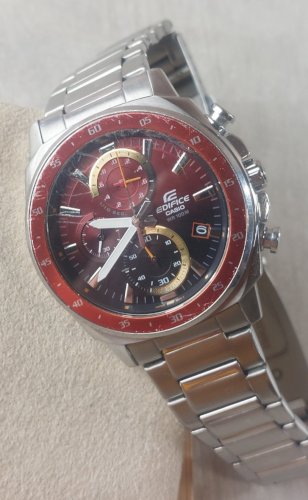 Ancienne montre Quartz, Edifice Casio, EFV-600 DW