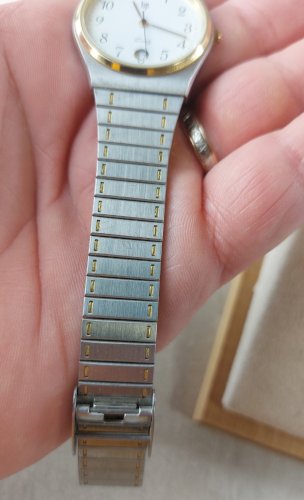 Ancienne montre Quartz, Lip dateur, vintage