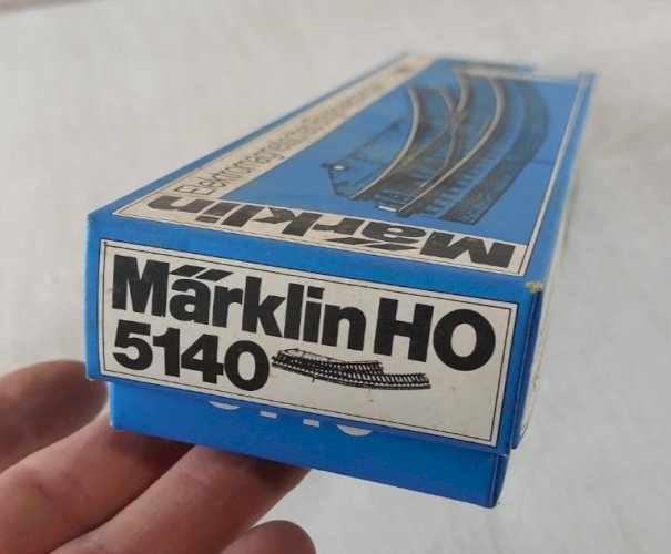 Ancienne paire d'aiguillages électromagnétiques enroulés, Märklin 5140, en HO