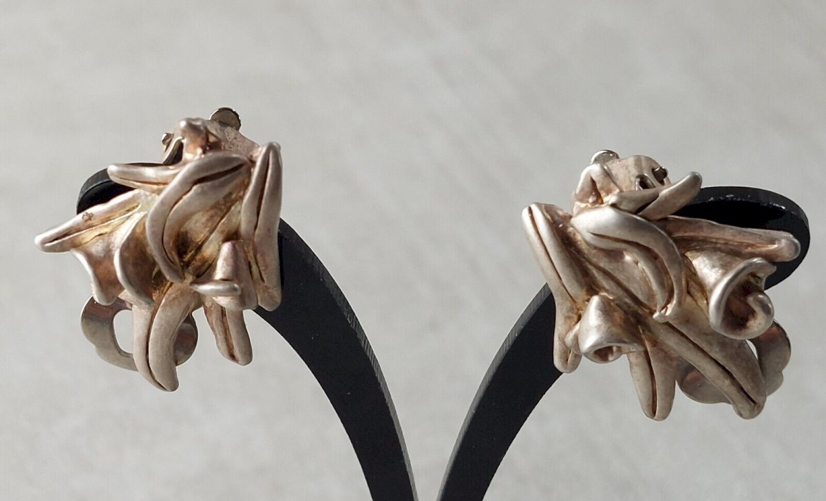 Boucles d'oreilles Fleur Pendantes Ajourées Acier 316L PVD DORÉ Perles