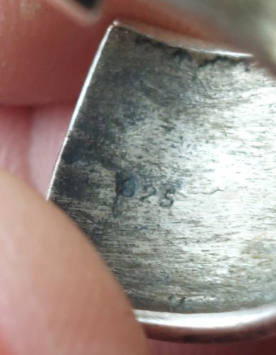 Ancienne paire de boucles d'oreilles, décor marcassites, en argent massif