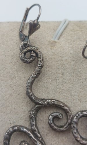 Ancienne paire de boucles d'oreilles, en argent