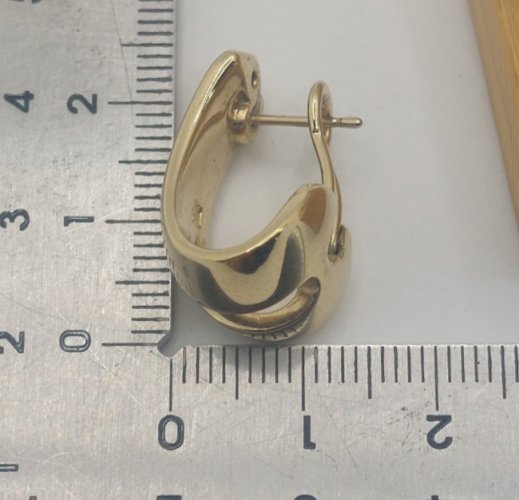 Ancienne paire de boucles d'oreilles, en plaqué or et strass ^
