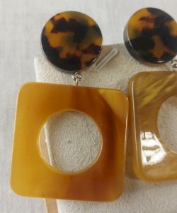 dot