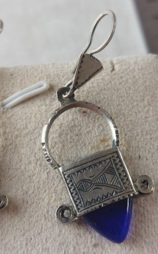 Ancienne paire de boucles d'oreilles ethnique, croix d'Ingall, en argent