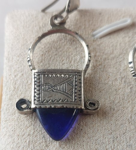 Ancienne paire de boucles d'oreilles ethnique, croix d'Ingall, en argent