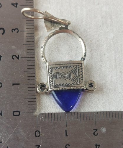 Ancienne paire de boucles d'oreilles ethnique, croix d'Ingall, en argent