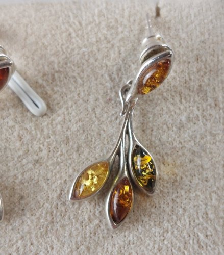 Ancienne paire de boucles d'oreilles, pierre ambre, en argent massif, vintage