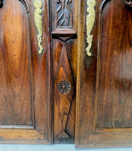 Ancienne paire de portes d'armoire en chene massif XVIII siècle
