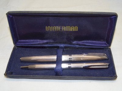 - OLD WATERMAN FOUNTAIN PEN and BALLPOINT PEN SET with 18-carat gold 750/°°°