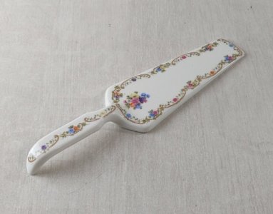 Ancienne pelle à tarte décor fleurs, en porcelaine, Décors de Paris