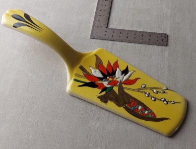 Old pie server, in Longwy enamel