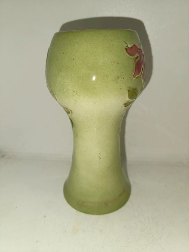 ancienne petit  vase  a decor floral KG luneville en bon etat