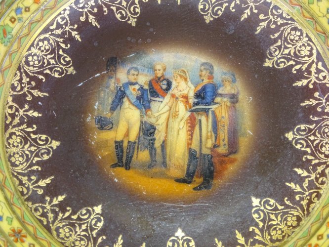 - ANCIENNE PETITE ASSIETTE ou SOUS TASSE à MOKA PORCELAINE CZECHOSLOVAKIA PSC  D