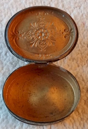 Ancienne Petite Boite Pilulier Argent massif  12 grammes Objet De Vitrine