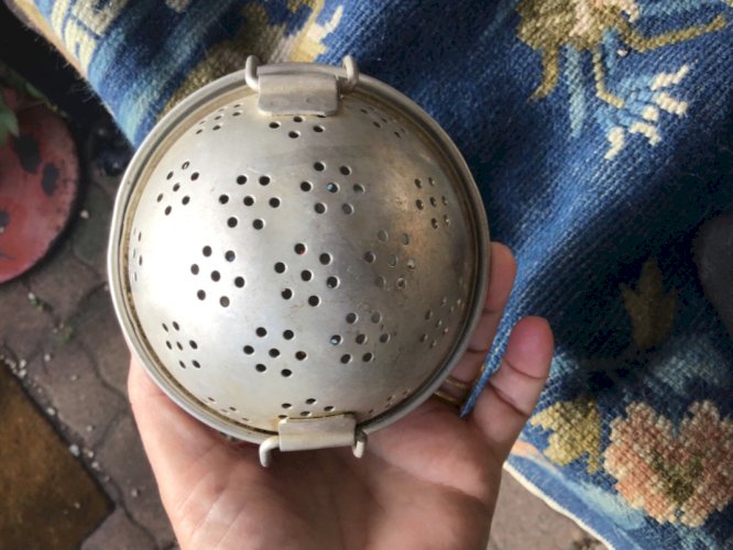 ancienne petite Boule à Riz en alu