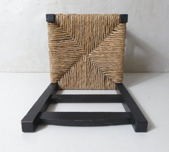 Ancienne petite chaise paillée en bois noir taille enfant vintage