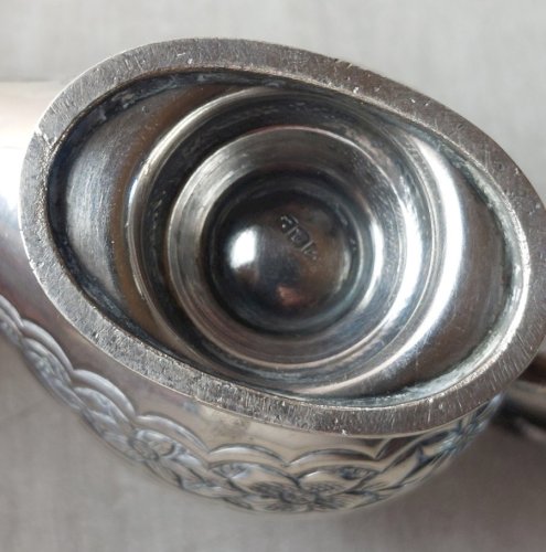 Ancienne petite lampe à huile miniature / Aladin, en argent ^