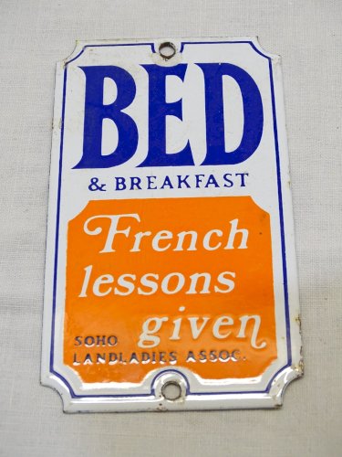 -ANCIENNE PETITE PLAQUE EMAILLEE  BED and BREAKFAST ANGLAISE  COLLECTION déco  D