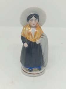 ancienne petite saliere de fabrication allemande style alsace en bon etat