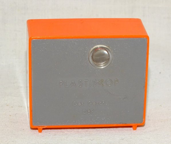 -ANCIENNE PETITE TELE PLASTIQUE ORANGE VINTAGE PLASTISKOP IMAGES de CAUTERETS