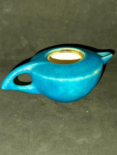 ancienne petite verseuse bleu signée lachenal en bon etat