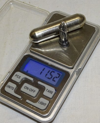 - ANCIENNE PETITE VIERGE de POILU? COULEUR Argenté dans son ETUI METAL    D
