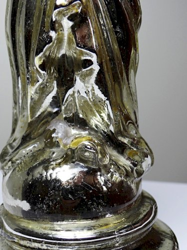 Ancienne petite vierge en verre églomisée polychrome XIXe