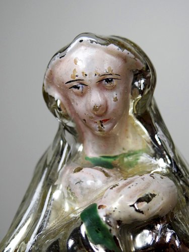 Ancienne petite vierge en verre églomisée polychrome XIXe